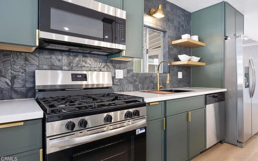 Manufactured for Sale in Chatsworth, CA 91311 – 2 Bedrooms, 2 Baths – $259900