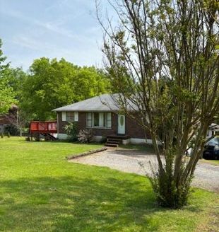 1-Bedroom Single Family Home for Rent in Nashville, TN 37207 – $1000/mo | 1 Baths | Updated 2025