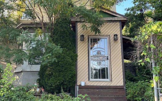 Single Family Home for Sale in Philadelphia, PA 19104 – 6 Bedrooms, 4 Baths – $355000