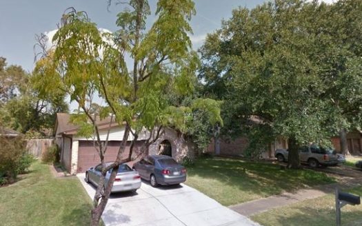 3-Bedroom Single Family Home for Rent in Houston, TX 77059 – $2000/mo | 2 Baths | Updated 2025