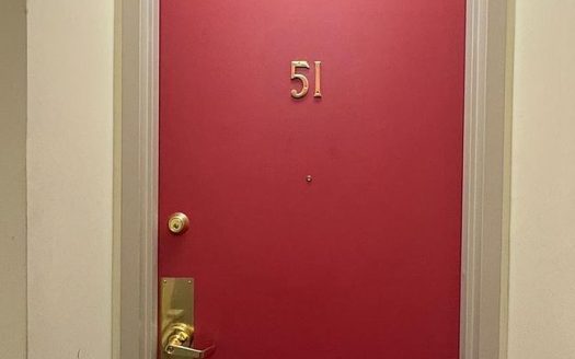 Condo for Sale in Philadelphia, PA 19107 – 1 Bedroom, 1 Bath – $148000