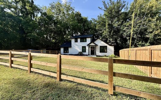 Single Family Home for Sale in Nashville, TN 37211 – 3 Bedrooms, 3 Baths – $539900