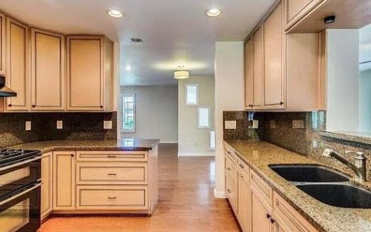 3-Bedroom Single Family Home for Rent in Phoenix, AZ 85020 – $2950/mo | 2 Baths | Updated 2025