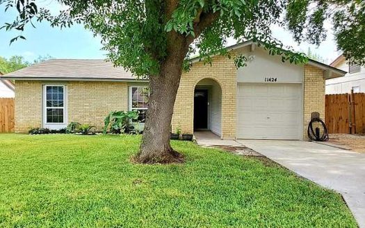 Single Family Home for Sale in San Antonio, TX 78245 – 3 Bedrooms, 2 Baths – $215000