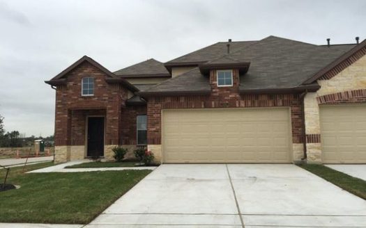 3-Bedroom Single Family Home for Rent in Houston, TX 77044 – $1825/mo | 3 Baths | Updated 2025