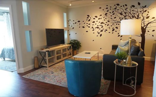 Condo for Sale in Nashville, TN 37203 – 2 Bedroom, 1 Bath – $475000