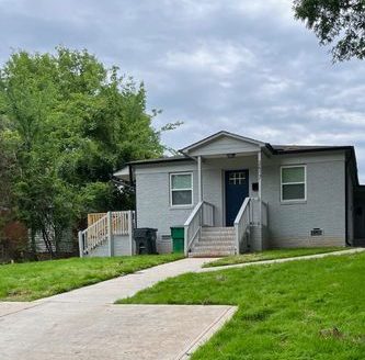 3-Bedroom Apartment for Rent in Charlotte, NC 28216 – $1700/mo | 1 Baths | Updated 2025