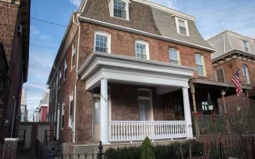 3-Bedroom Single Family Home for Rent in Philadelphia, PA 19148 – $3600/mo | 3 Baths | Updated 2025