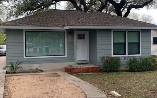 3-Bedroom Single Family Home for Rent in Austin, TX 78745 – $2500/mo | 2 Baths | Updated 2025