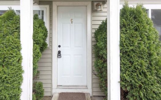 1-Bedroom Single Family Home for Rent in Seattle, WA 98103 – $1745/mo | 1 Baths | Updated 2025