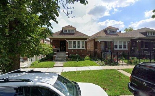 8-Bedroom Single Family Home for Rent in Chicago, IL 60629 – $3600/mo | 2 Baths | Updated 2025