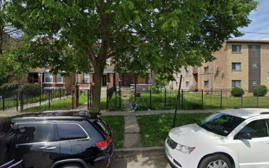 3-Bedroom Apartment  for Rent in Chicago, IL 60644 – $2045/mo | 1 Baths | Updated 2025