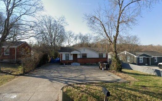3-Bedroom Single Family Home for Rent in Nashville, TN 37217 – $1900/mo | 2 Baths | Updated 2025