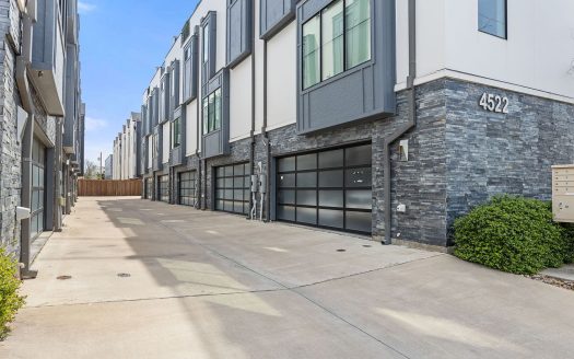 Condo for Sale in Dallas, TX 75204 – 2 Bedrooms, 3 Baths – $599900