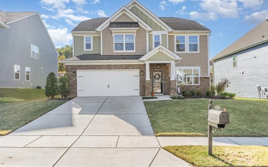 Single Family Home for Sale in Charlotte, NC 28278 – 4 Bedrooms, 3 Baths – $540000