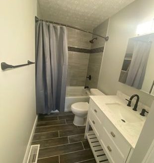 2-Bedroom Townhouse for Rent in Columbus, OH 43221 – $1495/mo | 2 Baths | Updated 2025