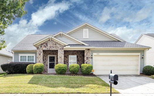 Single Family Home for Sale in Charlotte, NC 28213 – 4 Bedrooms, 2 Baths – $439900