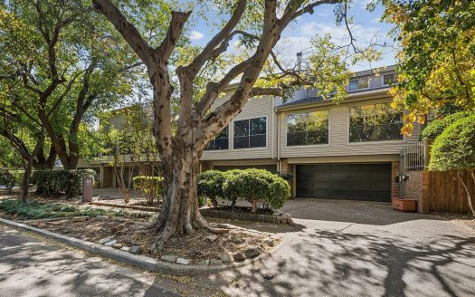 Townhouse for Sale in Dallas, TX 75219 – 2 Bedrooms, 2 Baths – $375000