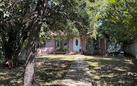 Lot for Sale in Dallas, TX 75211 – 1 Bedroom, 1 Bath – $430000