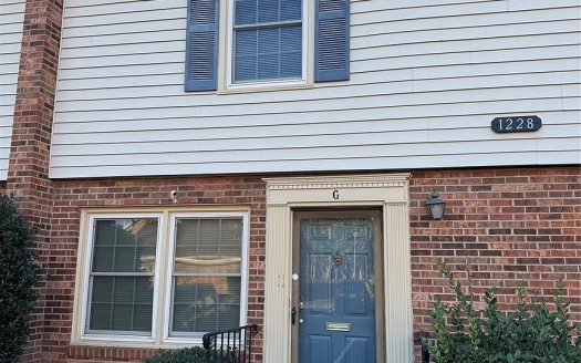 Condo for Sale in Charlotte, NC 28217 – 1 Bedroom, 2 Baths – $147900