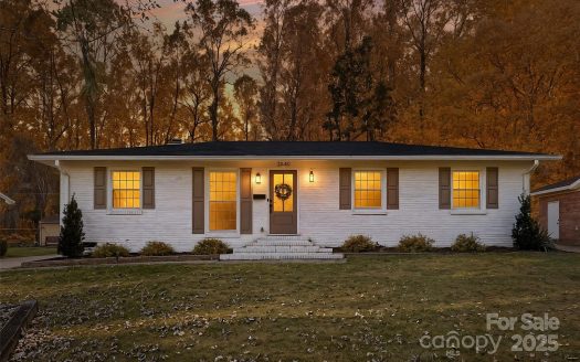 Single Family Home for Sale in Charlotte, NC 28205 – 3 Bedrooms, 2 Baths – $479000