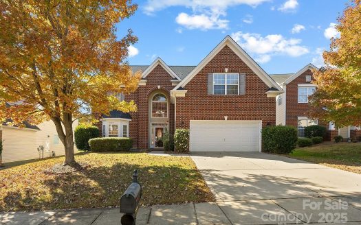 Single Family Home for Sale in Charlotte, NC 28277 – 4 Bedrooms, 3 Baths – $710000