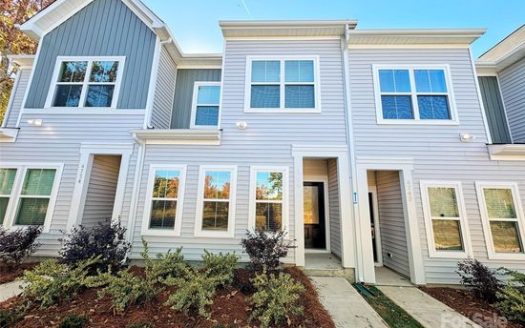 Townhouse for Sale in Charlotte, NC 28216 – 3 Bedrooms, 3 Baths – $298000