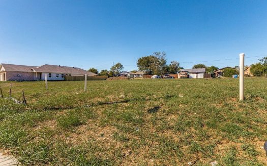 Lot for Sale in Dallas, TX 75241 – 1 Bedroom, 1 Bath – $130000