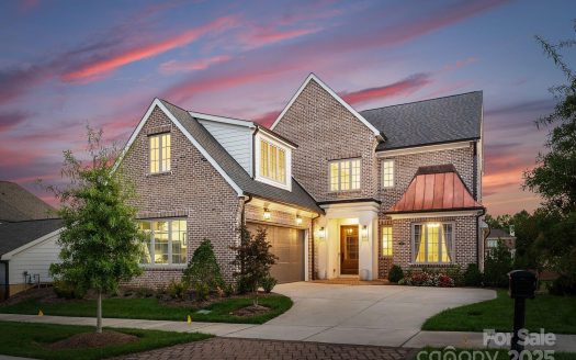 Single Family Home for Sale in Charlotte, NC 28210 – 5 Bedrooms, 6 Baths – $1875000