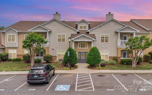 Condo for Sale in Charlotte, NC 28277 – 3 Bedrooms, 2 Baths – $300000