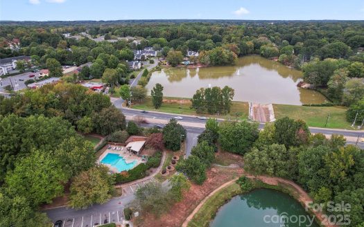 Condo for Sale in Charlotte, NC 28227 – 2 Bedrooms, 2 Baths – $200000