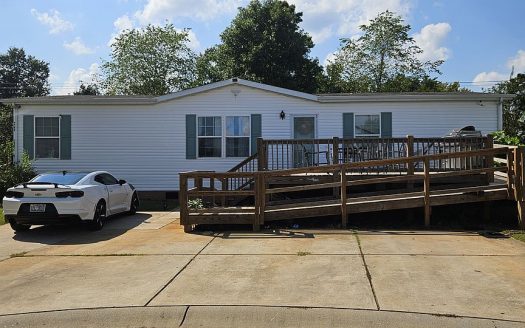 Manufactured for Sale in Charlotte, NC 28215 – 5 Bedrooms, 2 Baths – $149995