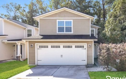 3-Bedroom Single Family Home for Rent in Jacksonville, FL 32207 – $1990/mo | 3 Baths | Updated 2025