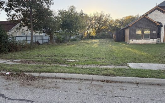 Lot for Sale in Dallas, TX 75216 – 1 Bedroom, 1 Bath – $144900