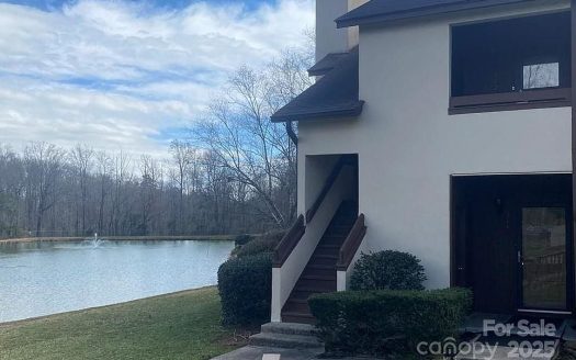 Condo for Sale in Charlotte, NC 28227 – 2 Bedrooms, 2 Baths – $180000