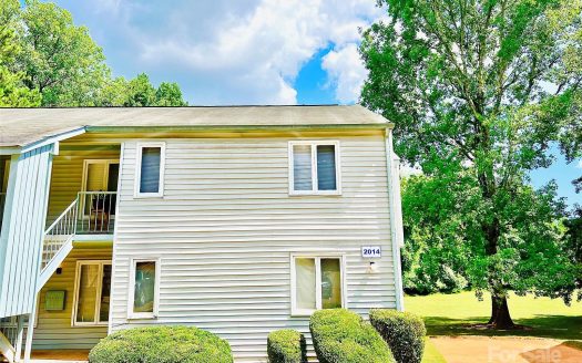 Condo for Sale in Charlotte, NC 28210 – 1 Bedroom, 1 Bath – $112000