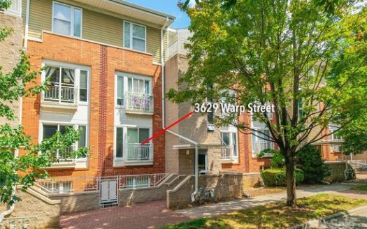 Condo for Sale in Charlotte, NC 28205 – 2 Bedrooms, 2 Baths – $300000