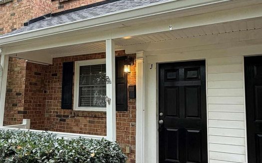 Condo for Sale in Charlotte, NC 28205 – 2 Bedrooms, 2 Baths – $270000