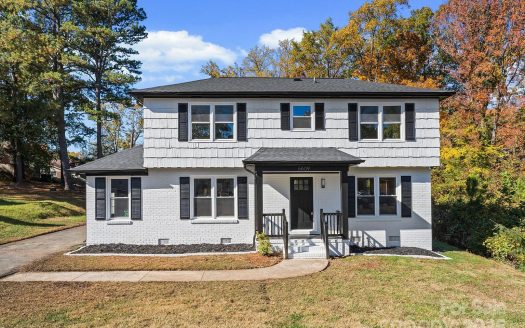 Single Family Home for Sale in Charlotte, NC 28217 – 4 Bedrooms, 3 Baths – $485000