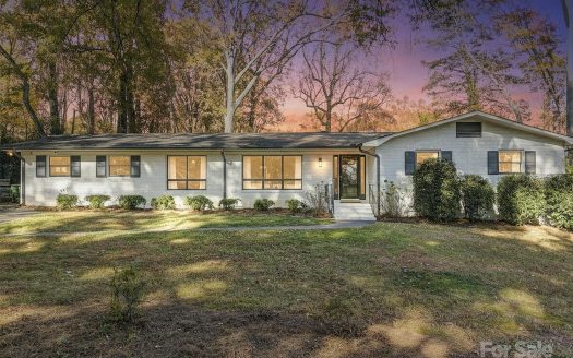 Single Family Home for Sale in Charlotte, NC 28211 – 3 Bedrooms, 2 Baths – $615000