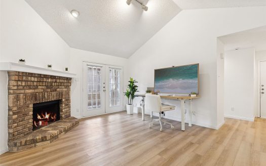 Condo for Sale in Dallas, TX 75206 – 2 Bedrooms, 2 Baths – $263500
