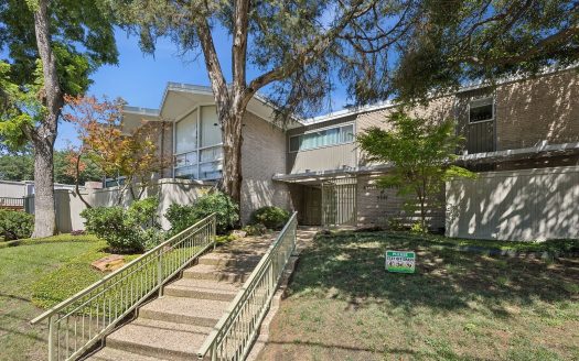 Condo for Sale in Dallas, TX 75204 – 2 Bedrooms, 2 Baths – $380000