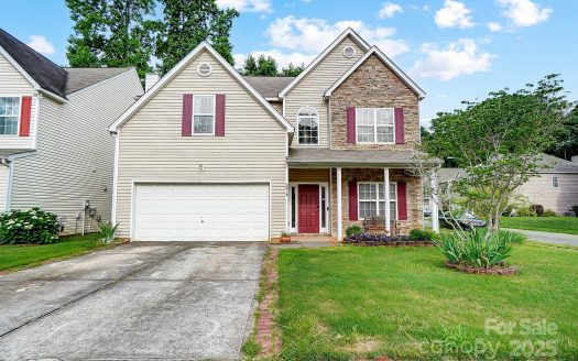 Single Family Home for Sale in Charlotte, NC 28262 – 4 Bedrooms, 3 Baths – $425000