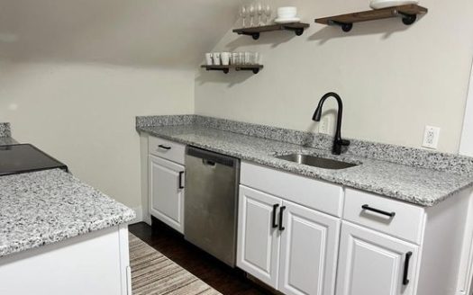 2-Bedroom Single Family Home for Rent in Columbus, OH 43201 – $1595/mo | 1 Baths | Updated 2025