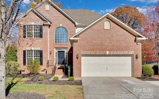 Single Family Home for Sale in Charlotte, NC 28277 – 4 Bedrooms, 3 Baths – $699999