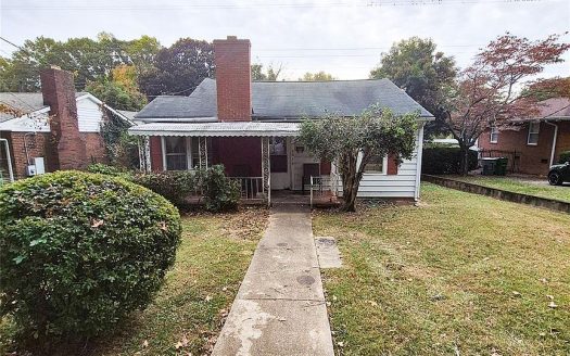 Single Family Home for Sale in Charlotte, NC 28216 – 2 Bedrooms, 1 Baths – $275000