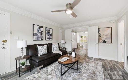 Condo for Sale in Charlotte, NC 28211 – 1 Bedroom, 1 Bath – $178800