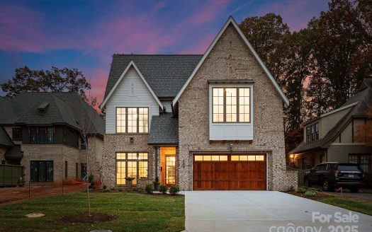Single Family Home for Sale in Charlotte, NC 28211 – 5 Bedrooms, 5 Baths – $2549000