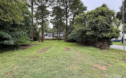 Lot for Sale in Charlotte, NC 28216 – 1 Bedroom, 1 Bath – $200000