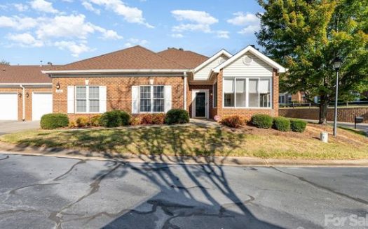 Condo for Sale in Charlotte, NC 28277 – 2 Bedrooms, 2 Baths – $400000